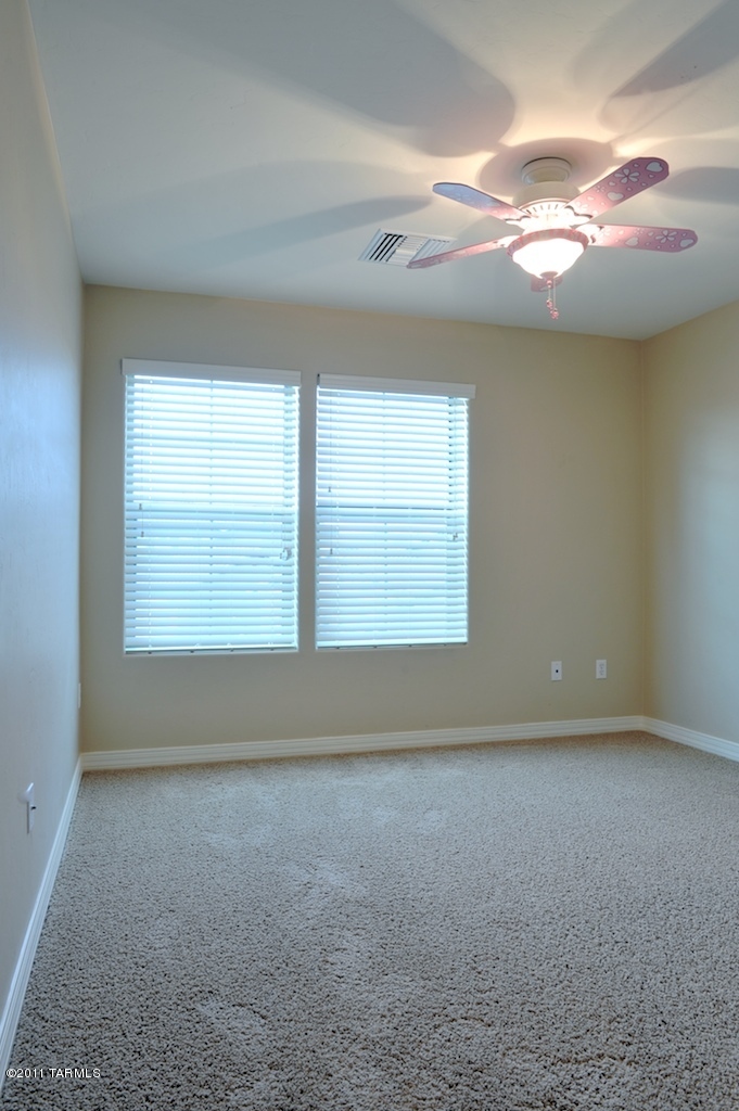 578 E Channel View Place