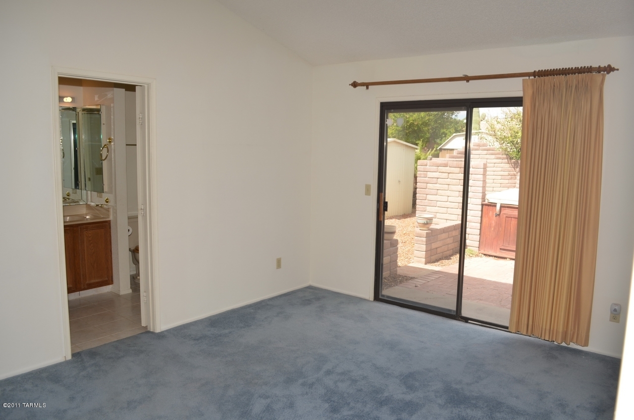 4750 W Snow Leopard Drive