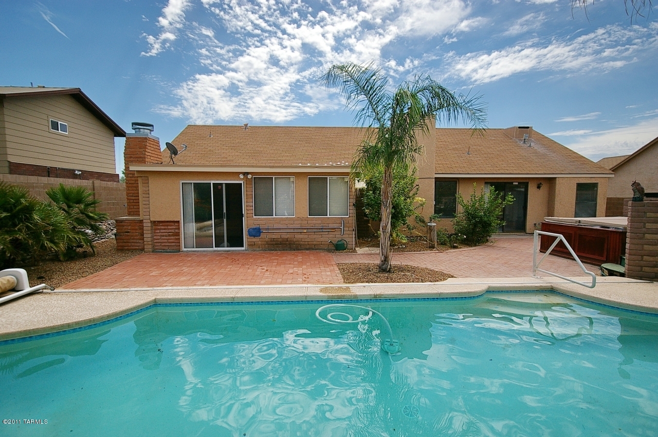 4750 W Snow Leopard Drive