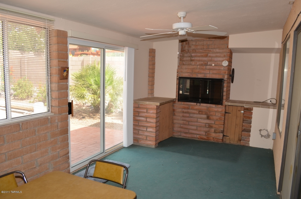 4750 W Snow Leopard Drive