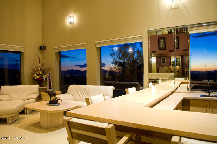 1581 E Crimson Canyon Place