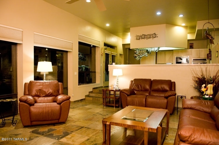 1581 E Crimson Canyon Place