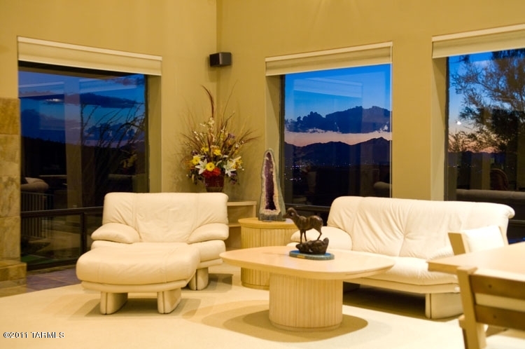 1581 E Crimson Canyon Place