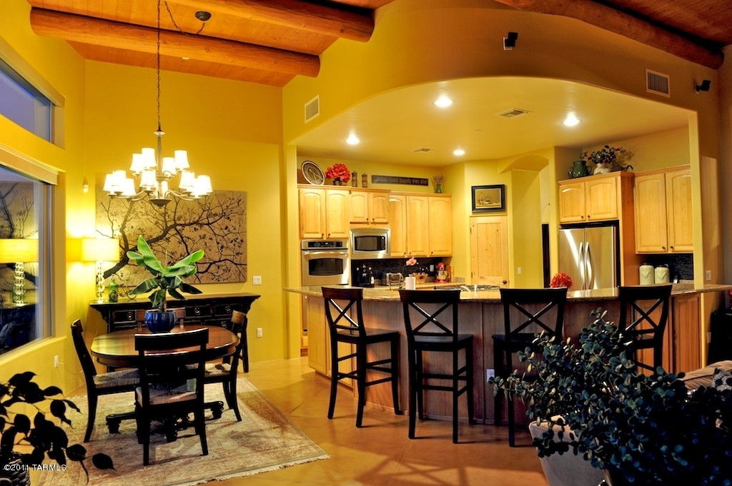 10979 N Pusch Ridge View Place