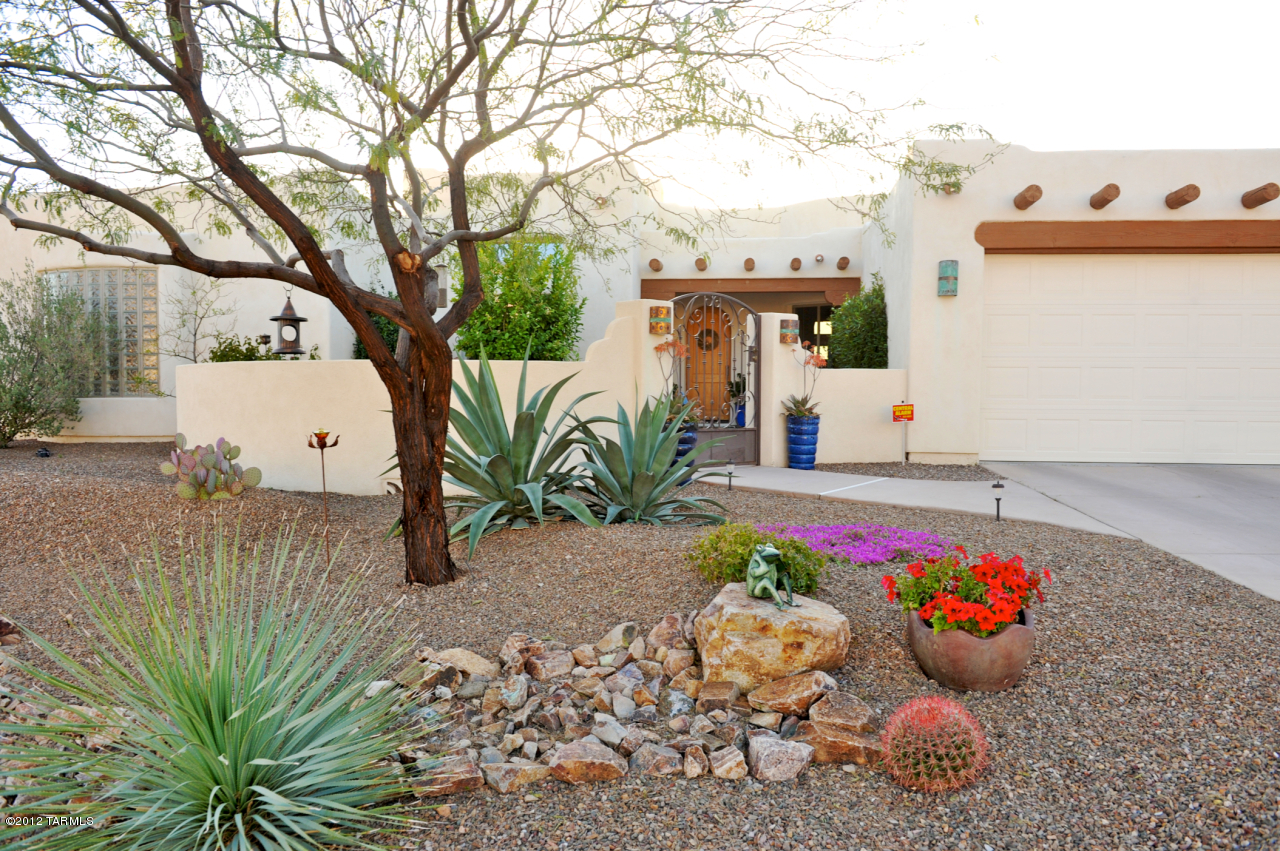 10979 N Pusch Ridge View Place