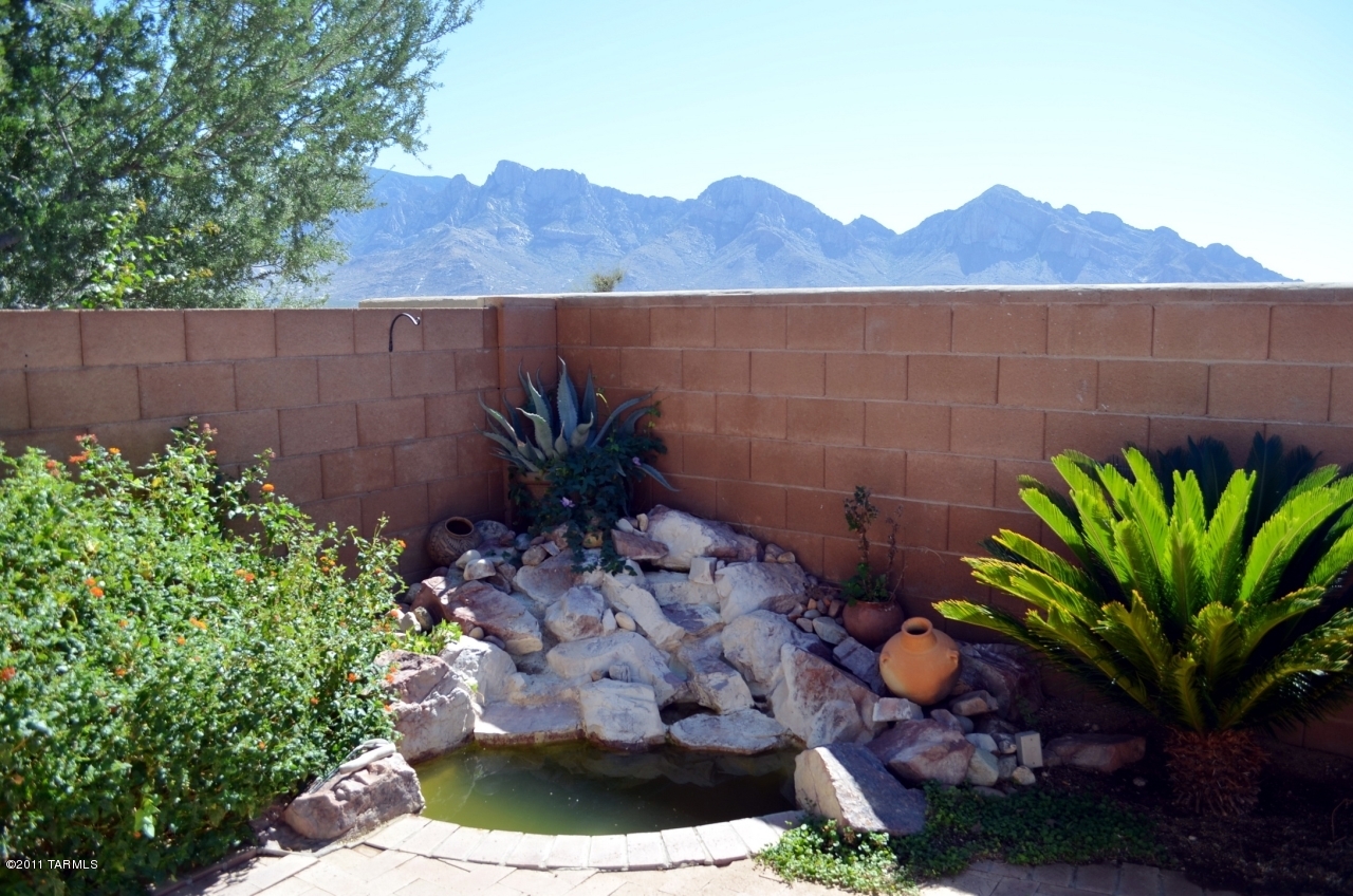 12125 N New Dawn Avenue