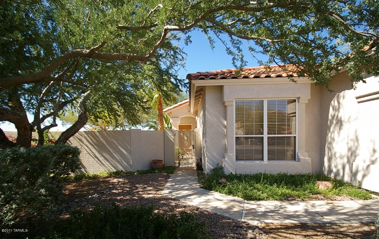 12125 N New Dawn Avenue