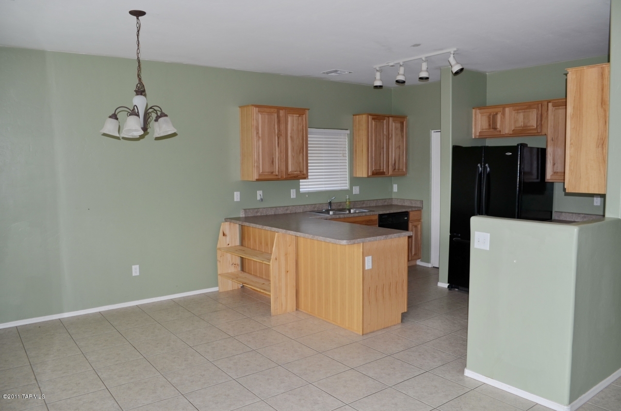 8001 W Sunfire Drive