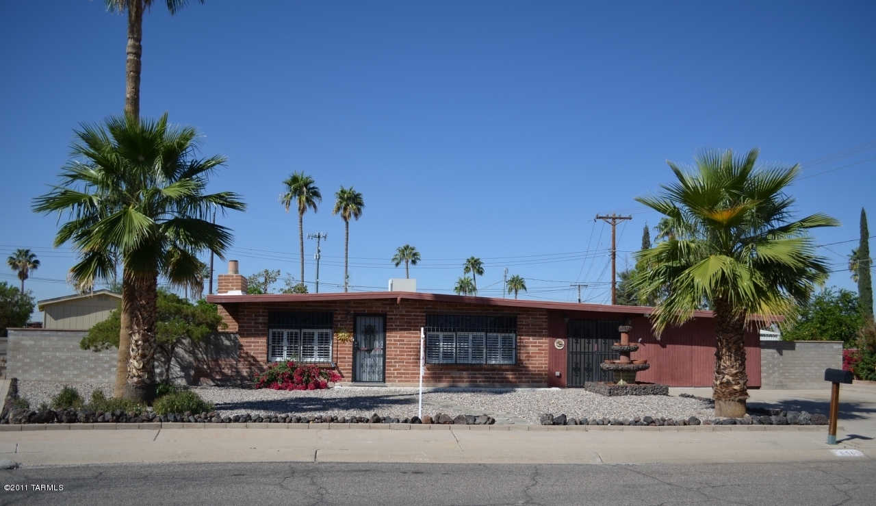 6560 E Calle Mercurio