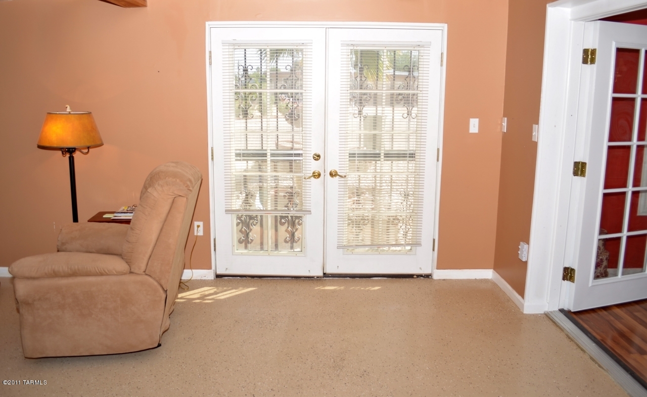 6560 E Calle Mercurio