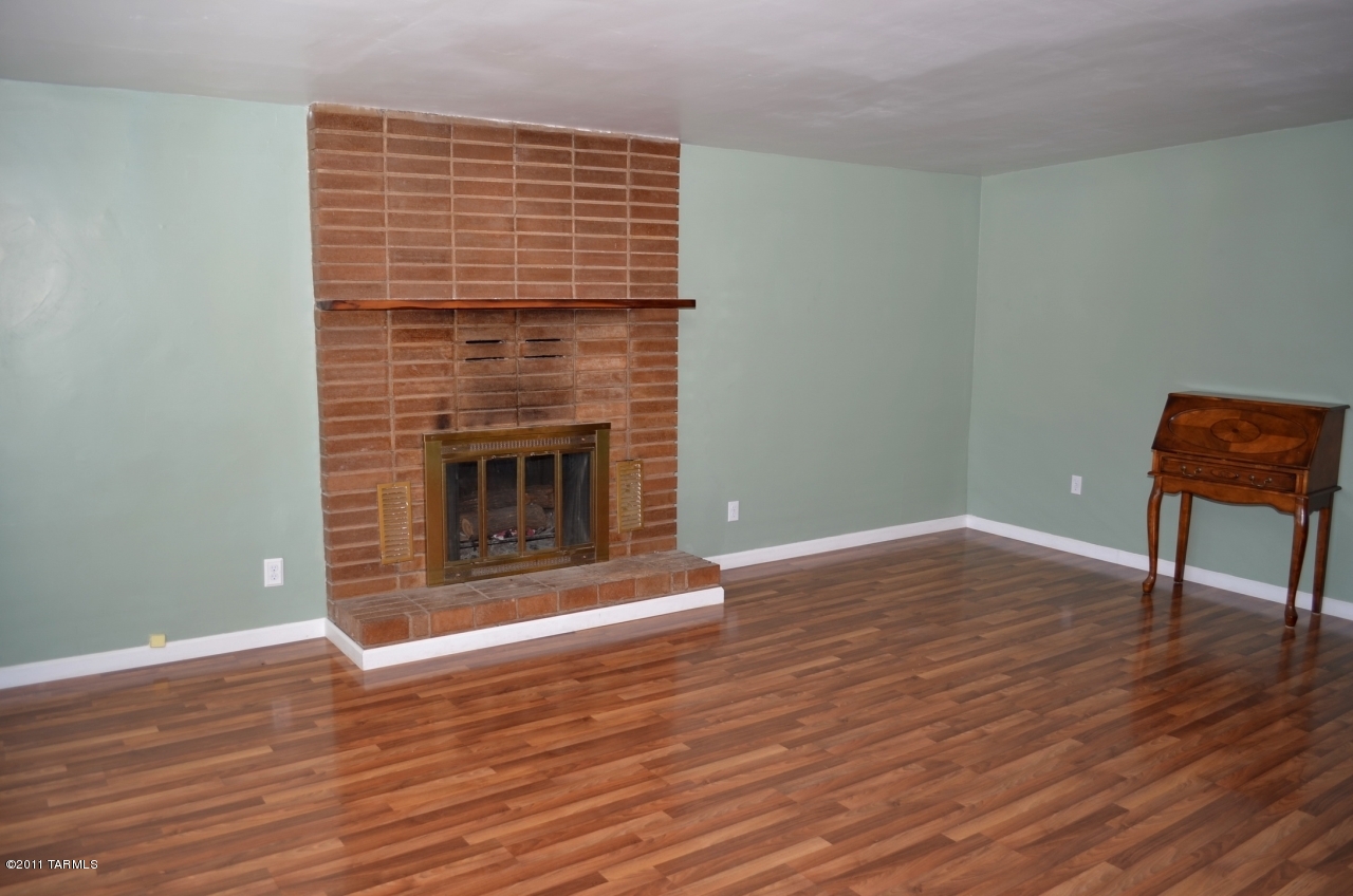 6560 E Calle Mercurio