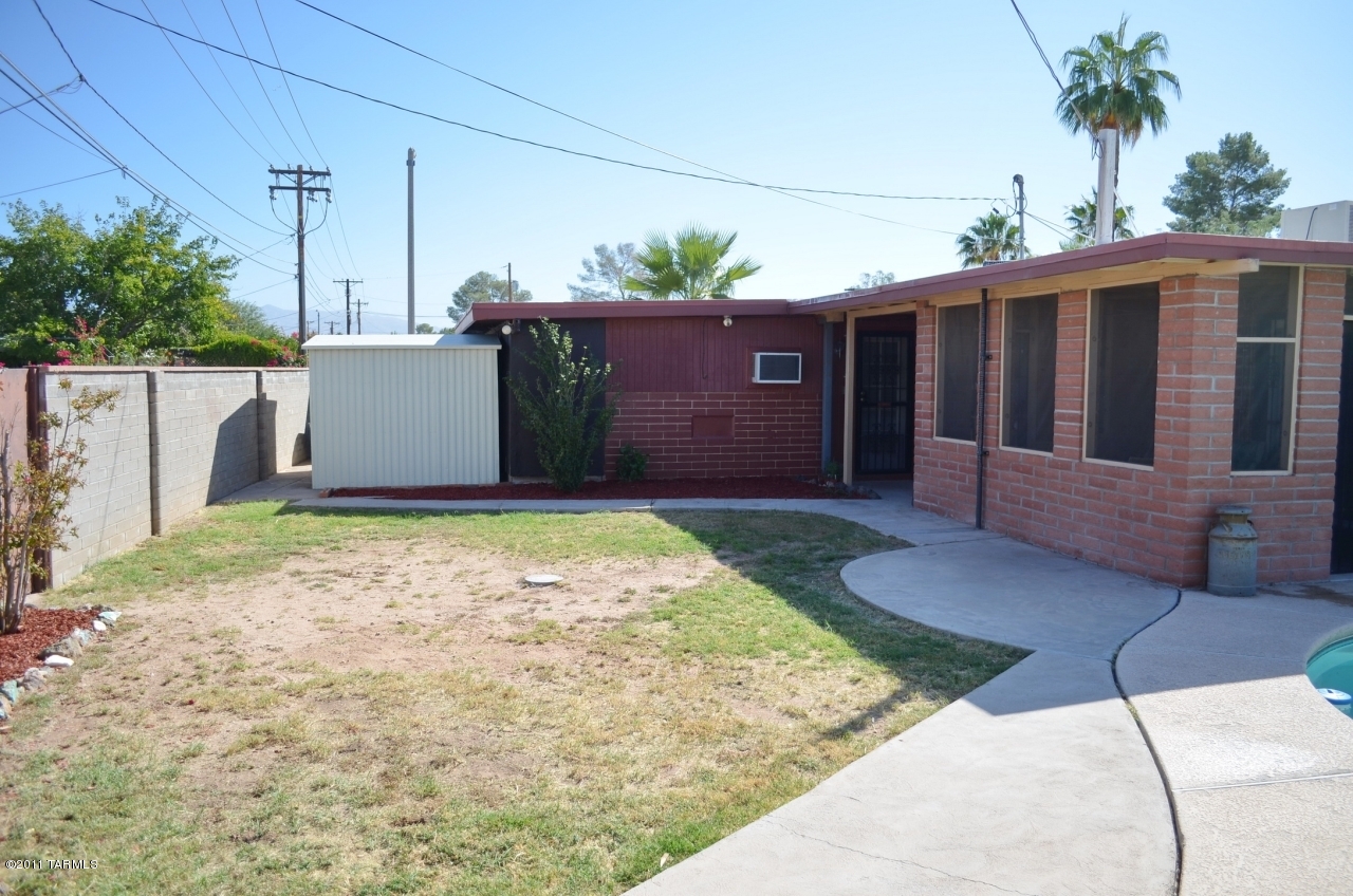 6560 E Calle Mercurio