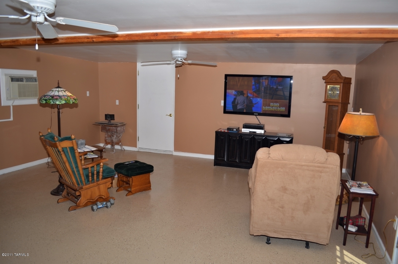 6560 E Calle Mercurio