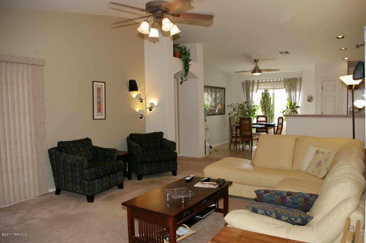 8330 N Austin Nikolas Court