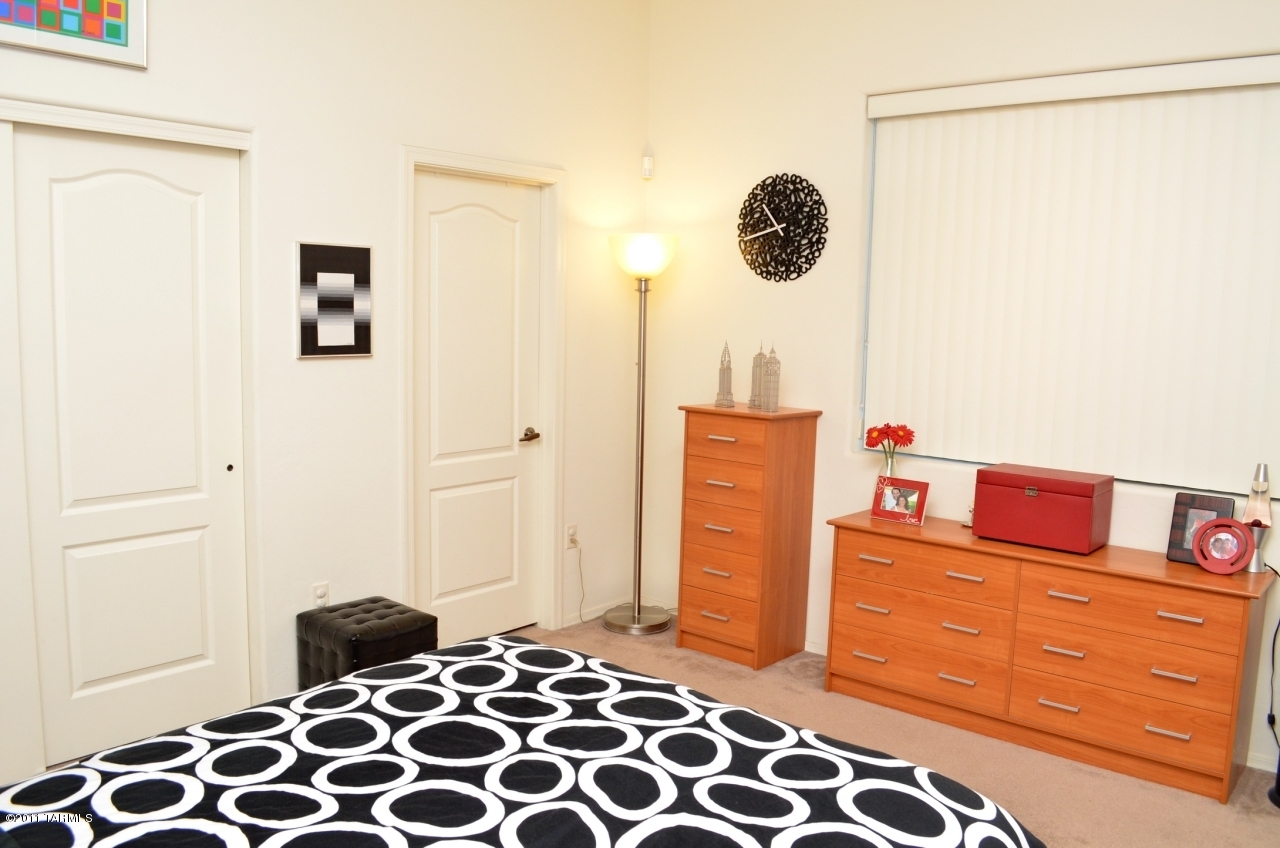 5573 N Little River Lane