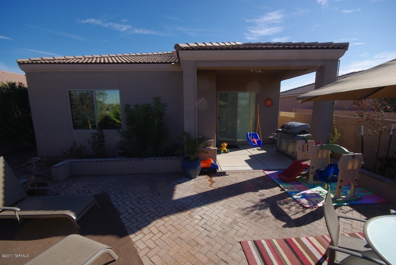 5573 N Little River Lane