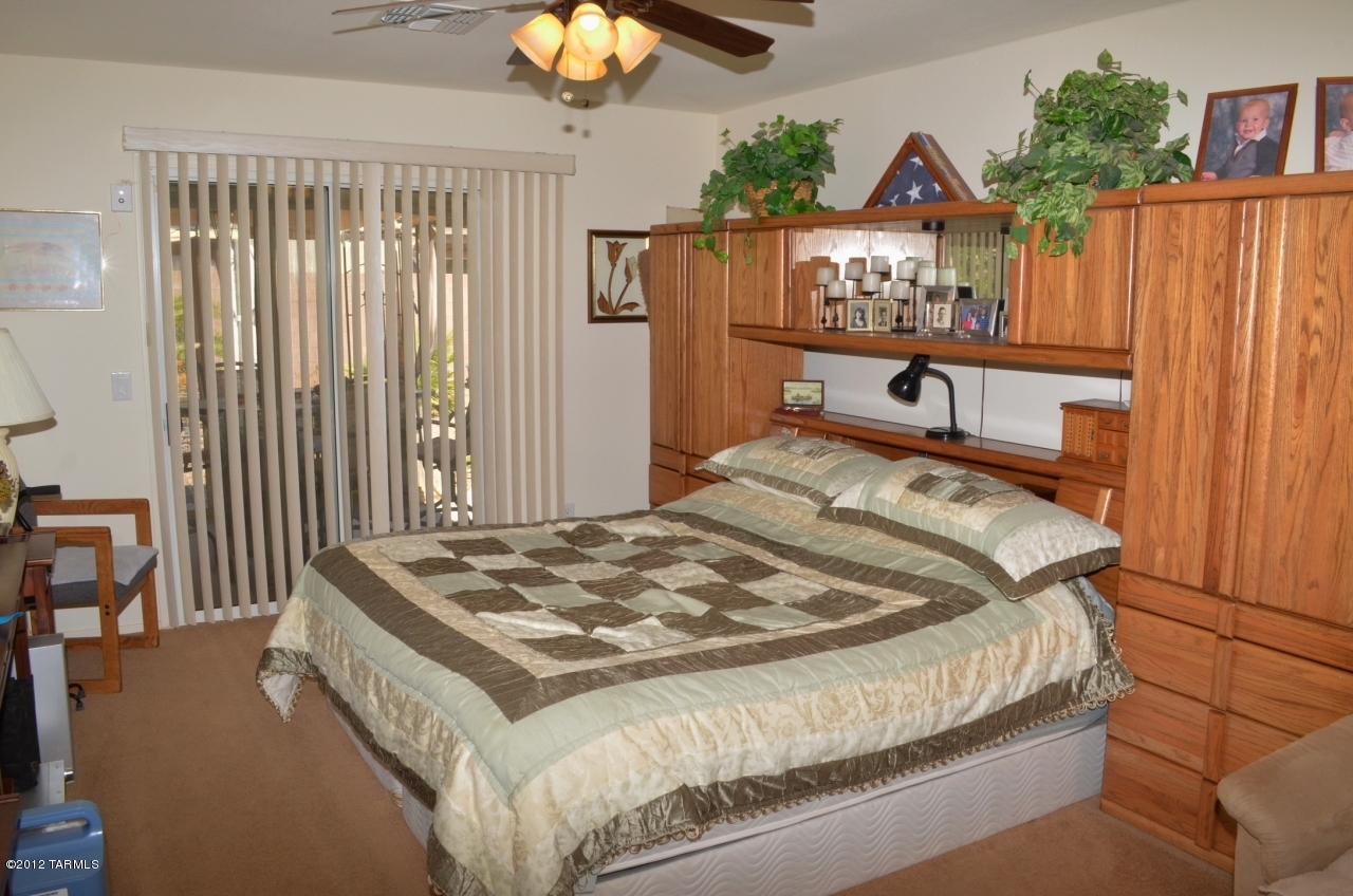 3645 E Farrier Drive