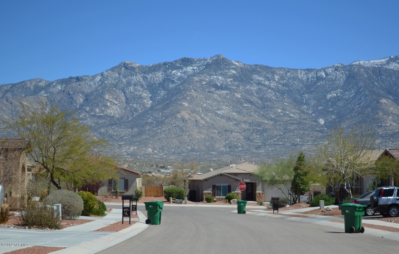 3645 E Farrier Drive