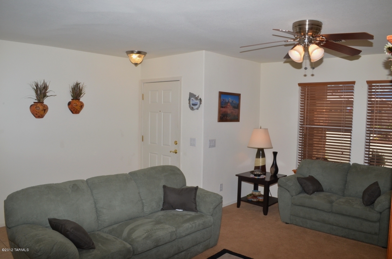 3645 E Farrier Drive