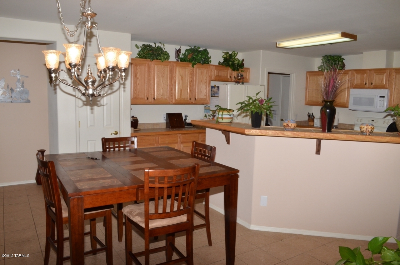 3645 E Farrier Drive