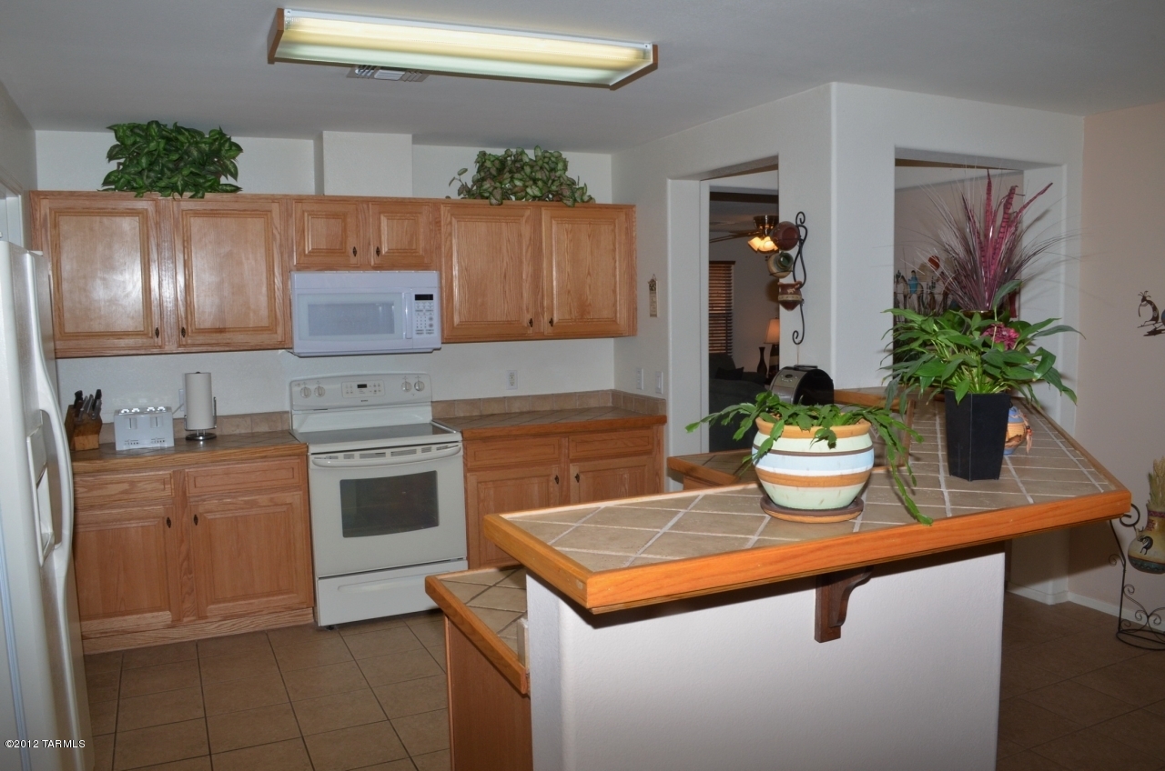 3645 E Farrier Drive