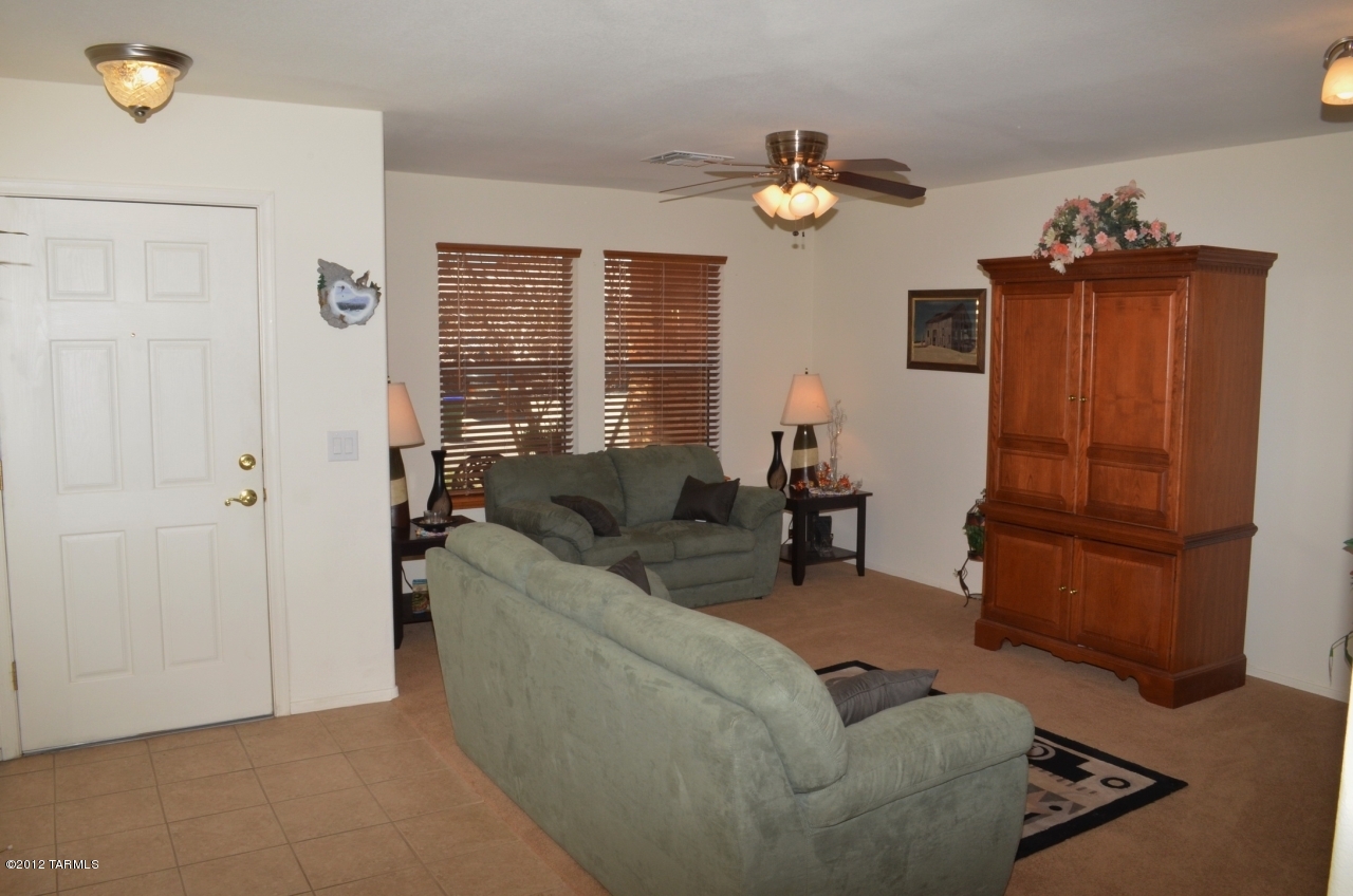 3645 E Farrier Drive