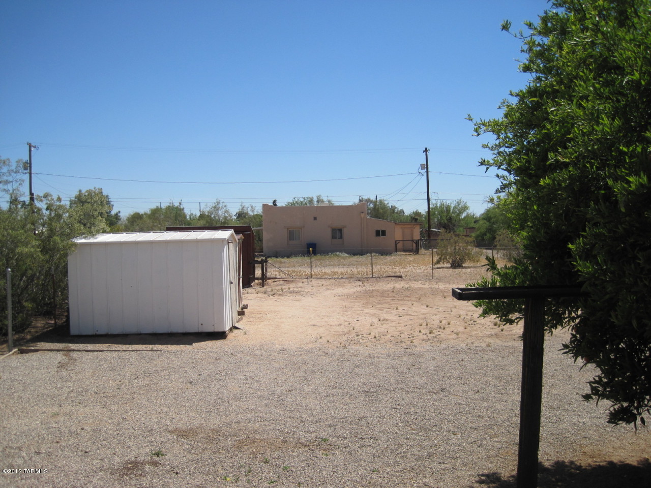 1218 E Blacklidge Drive