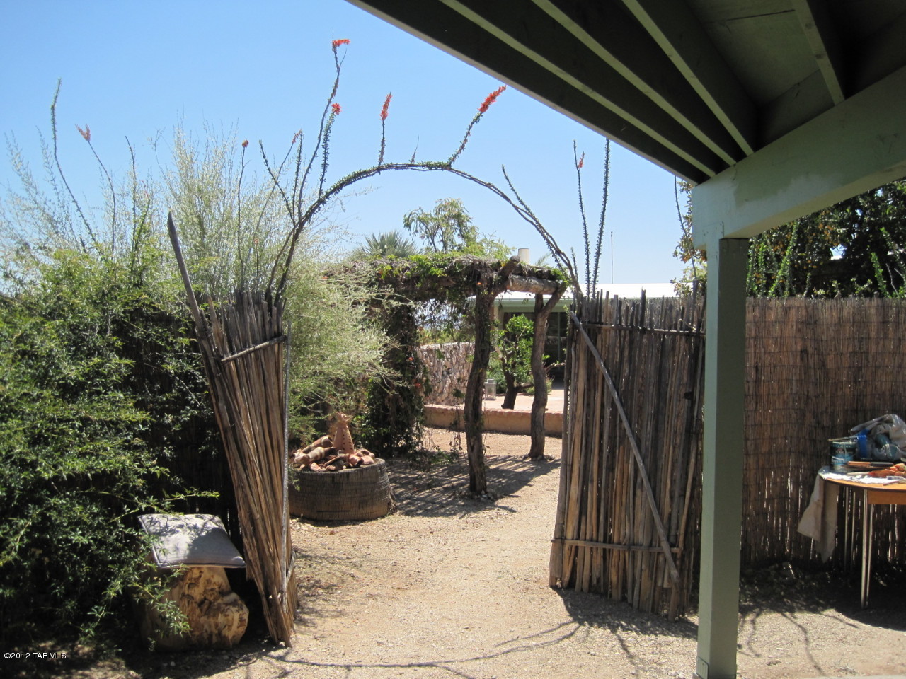 7331 N Oleander Vista