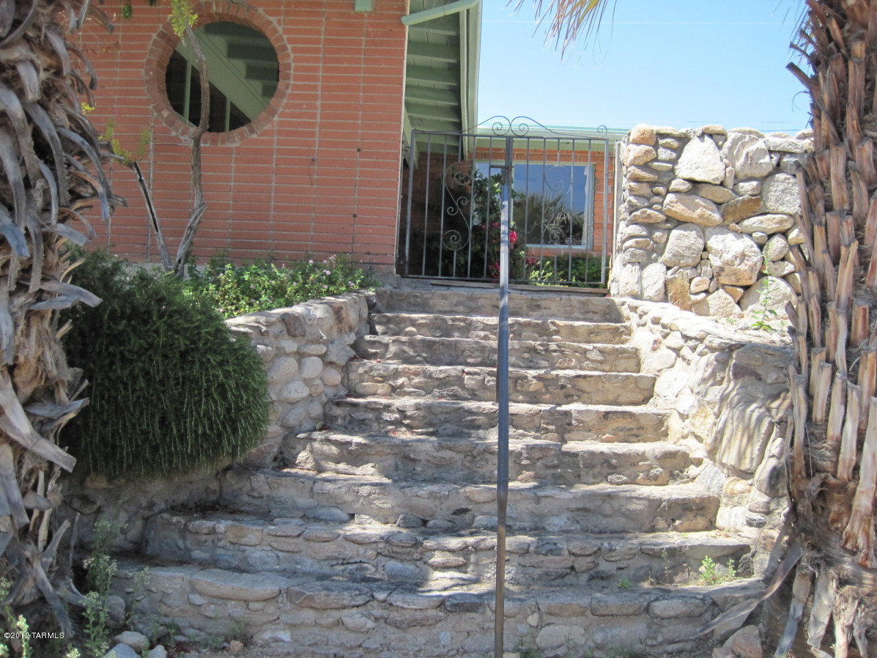 7331 N Oleander Vista