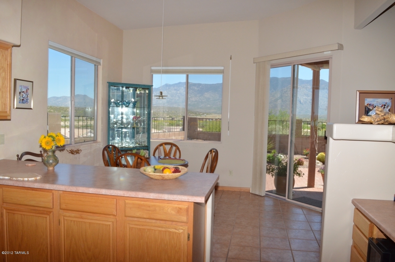 11940 N Labyrinth Drive