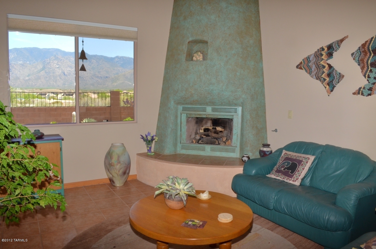 11940 N Labyrinth Drive