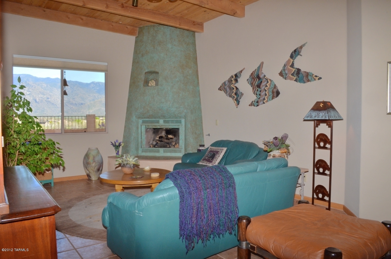 11940 N Labyrinth Drive