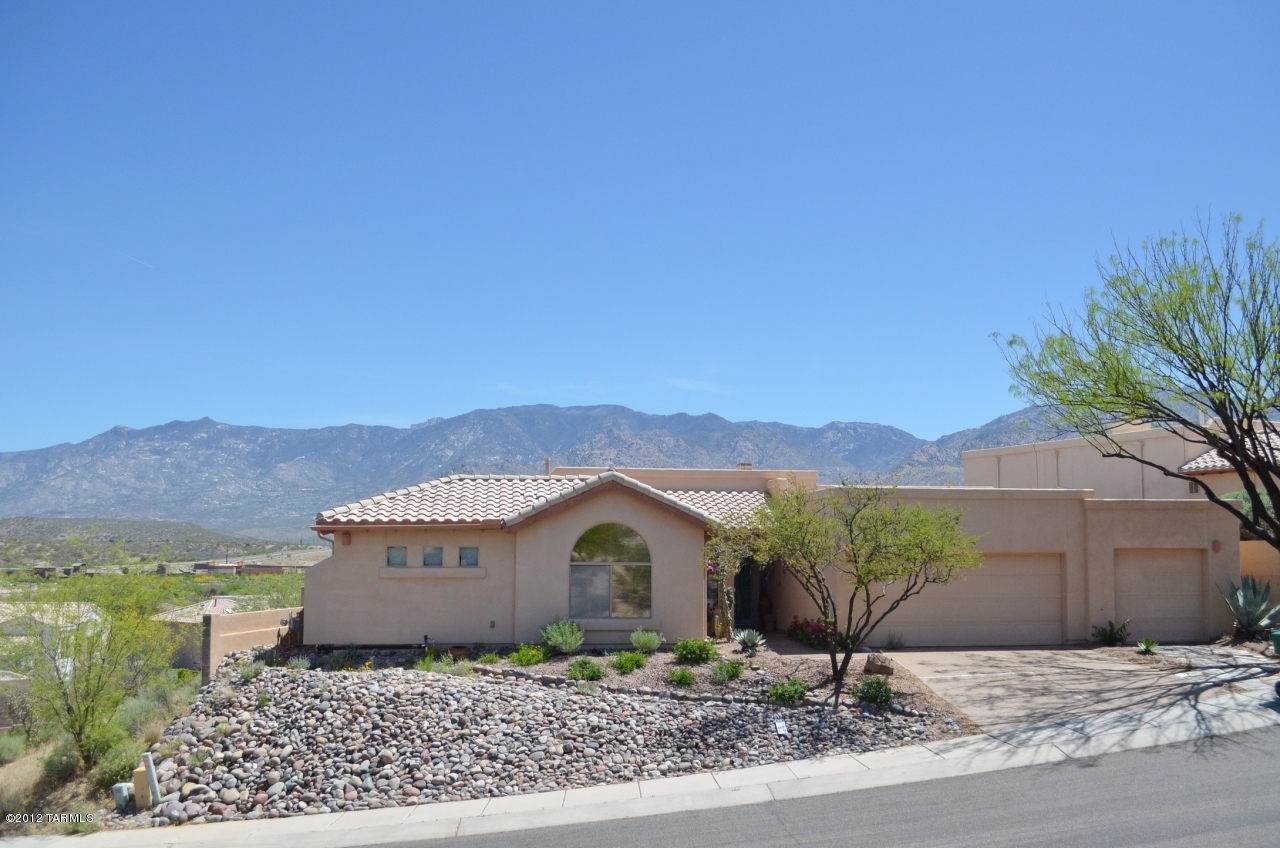 11940 N Labyrinth Drive