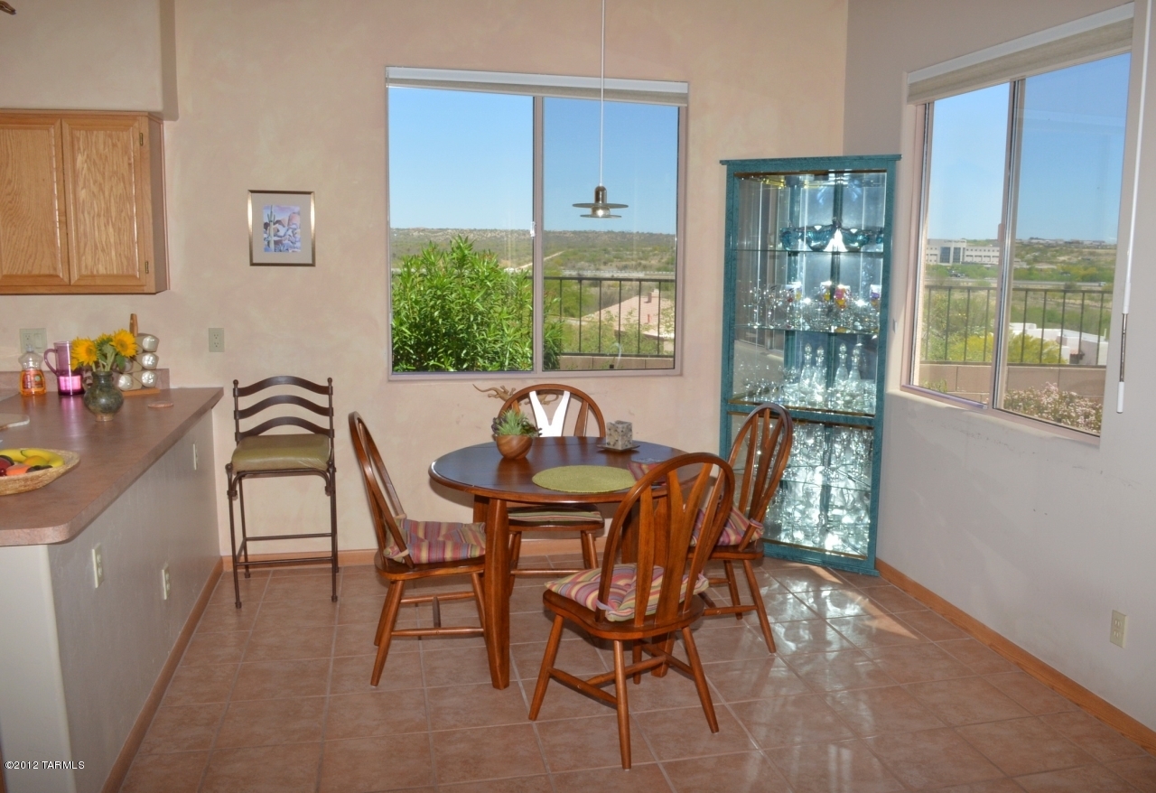 11940 N Labyrinth Drive