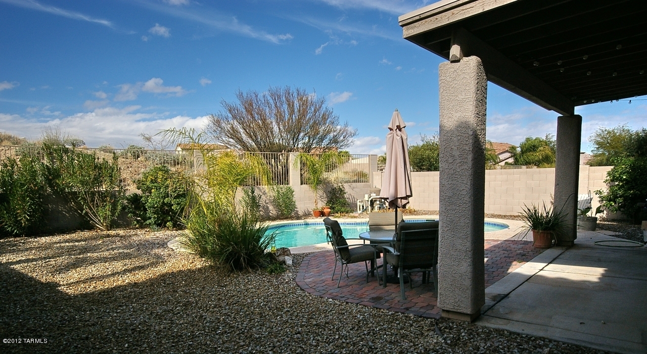 13785 N Bushwacker Place