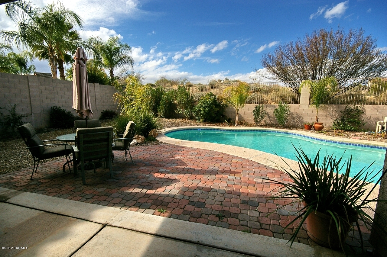 13785 N Bushwacker Place