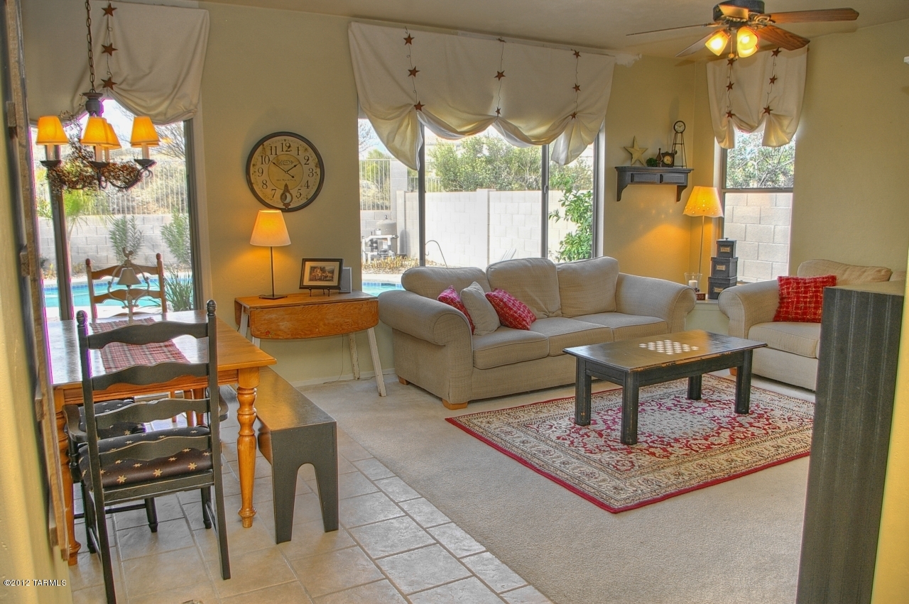 13785 N Bushwacker Place