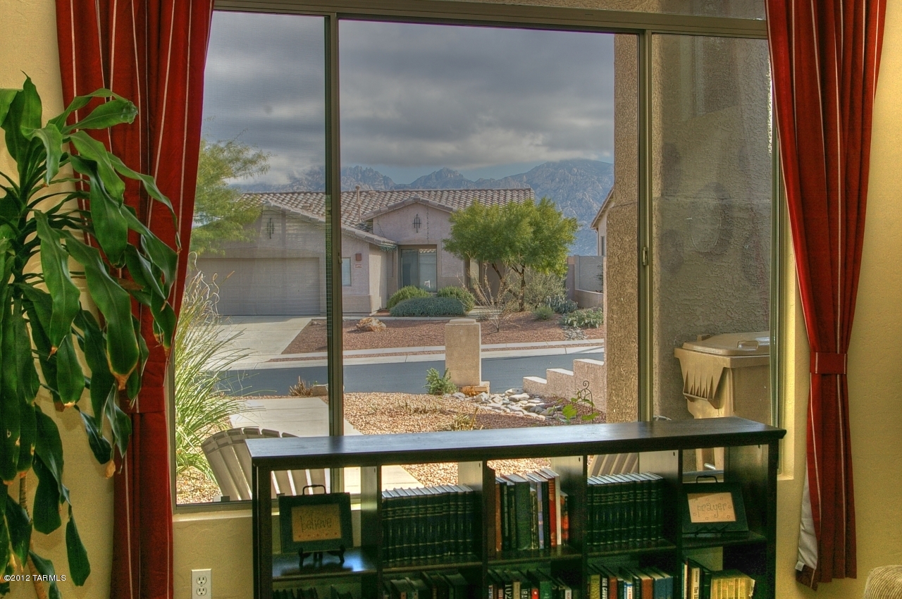 13785 N Bushwacker Place