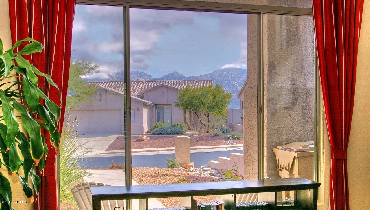 13785 N Bushwacker Place