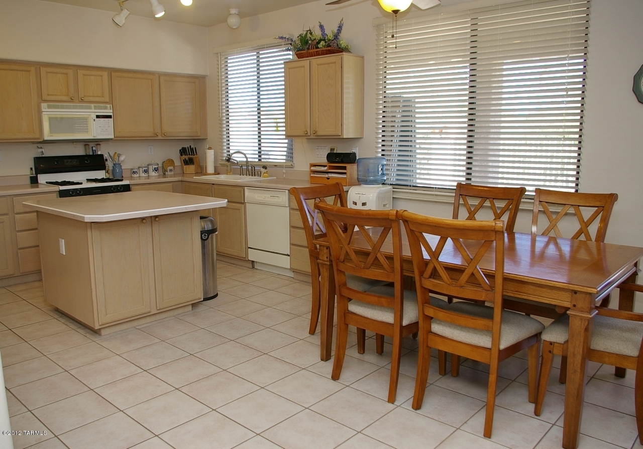 1206 W Crystal Palace Place