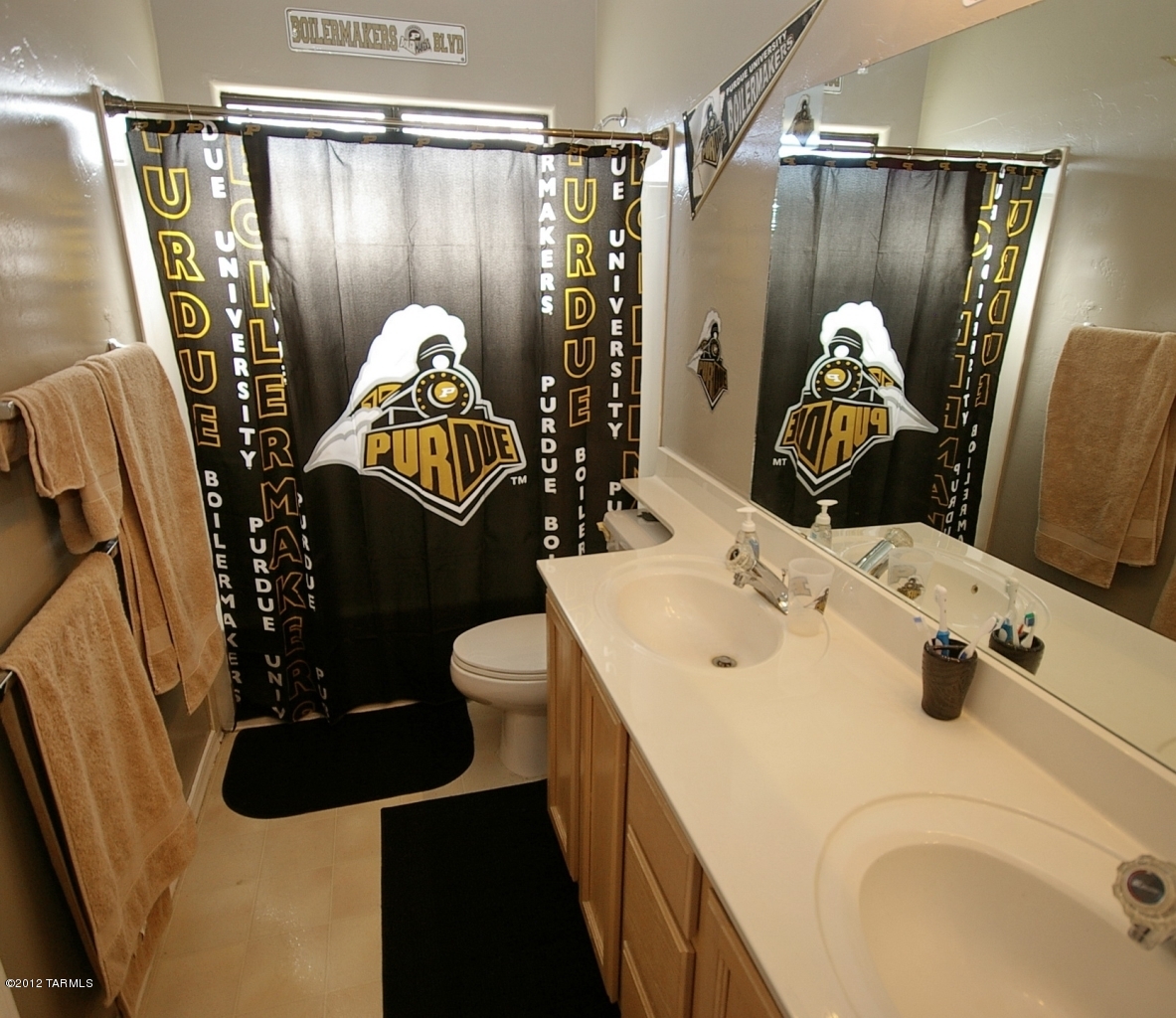 1206 W Crystal Palace Place