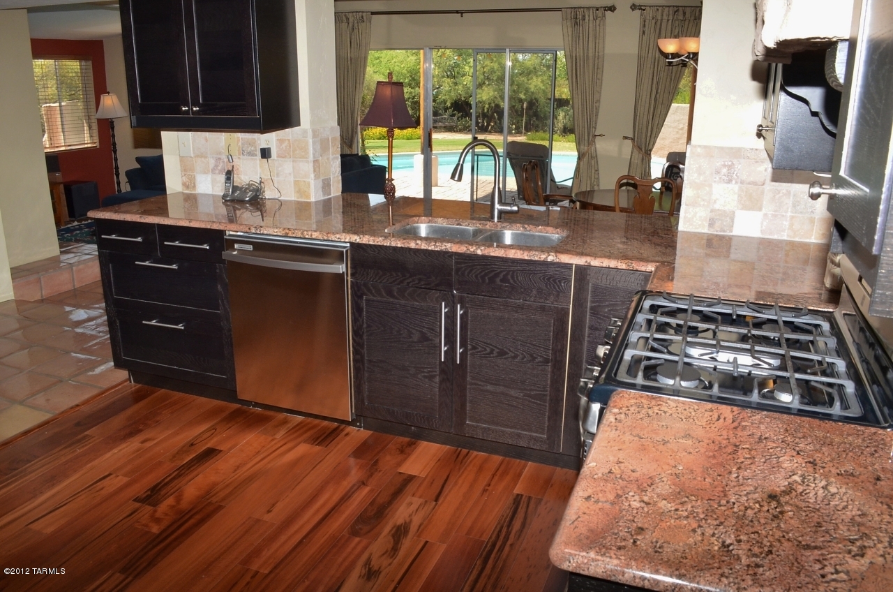 1641 W Chapala Drive