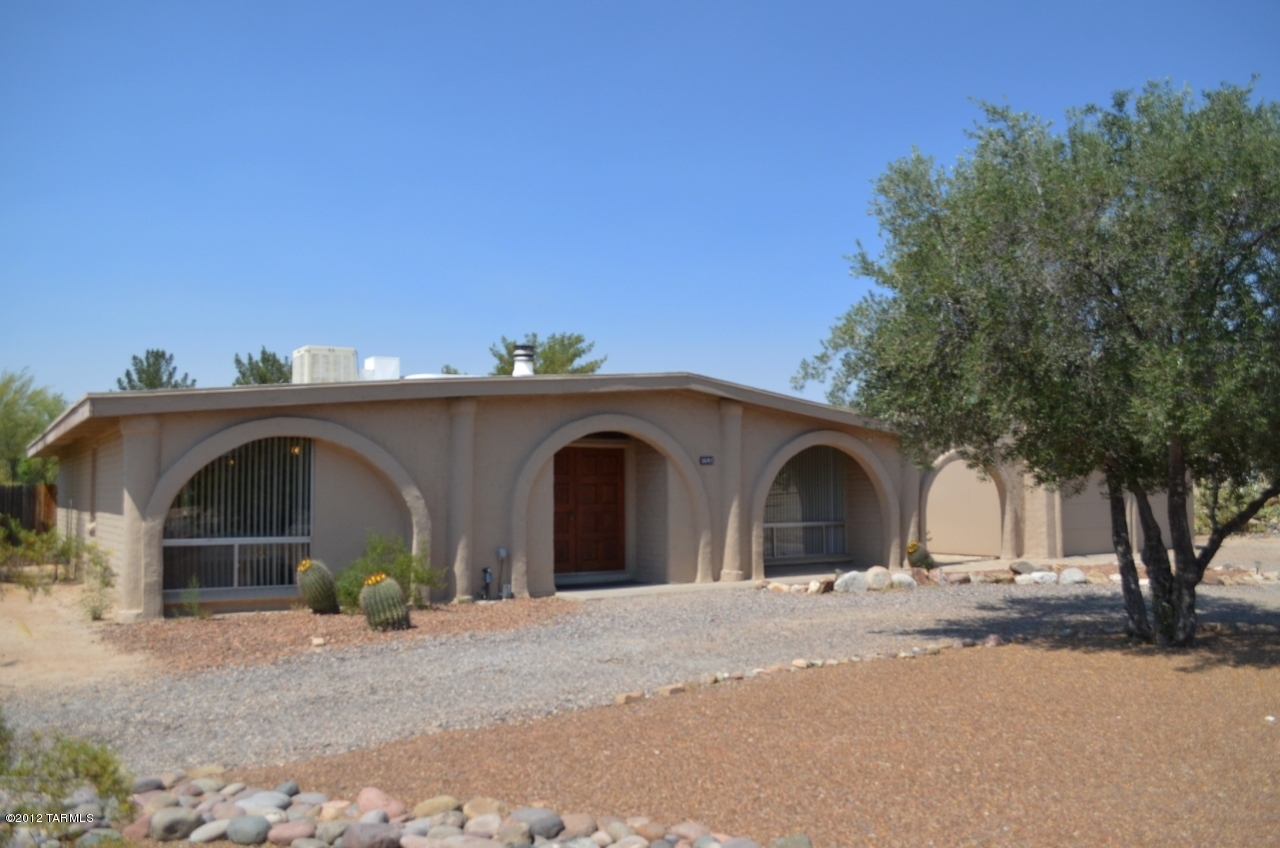 1641 W Chapala Drive