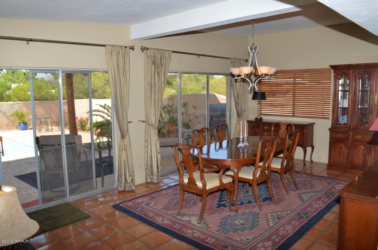 1641 W Chapala Drive