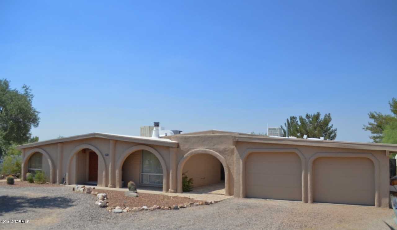 1641 W Chapala Drive