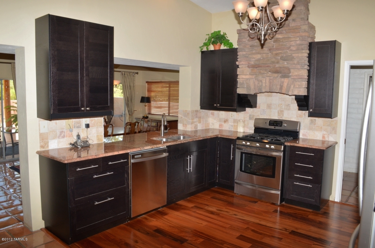 1641 W Chapala Drive