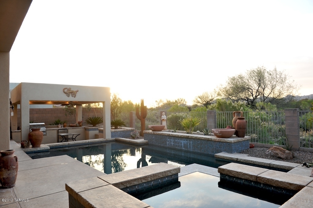 13359 N Regulation Drive