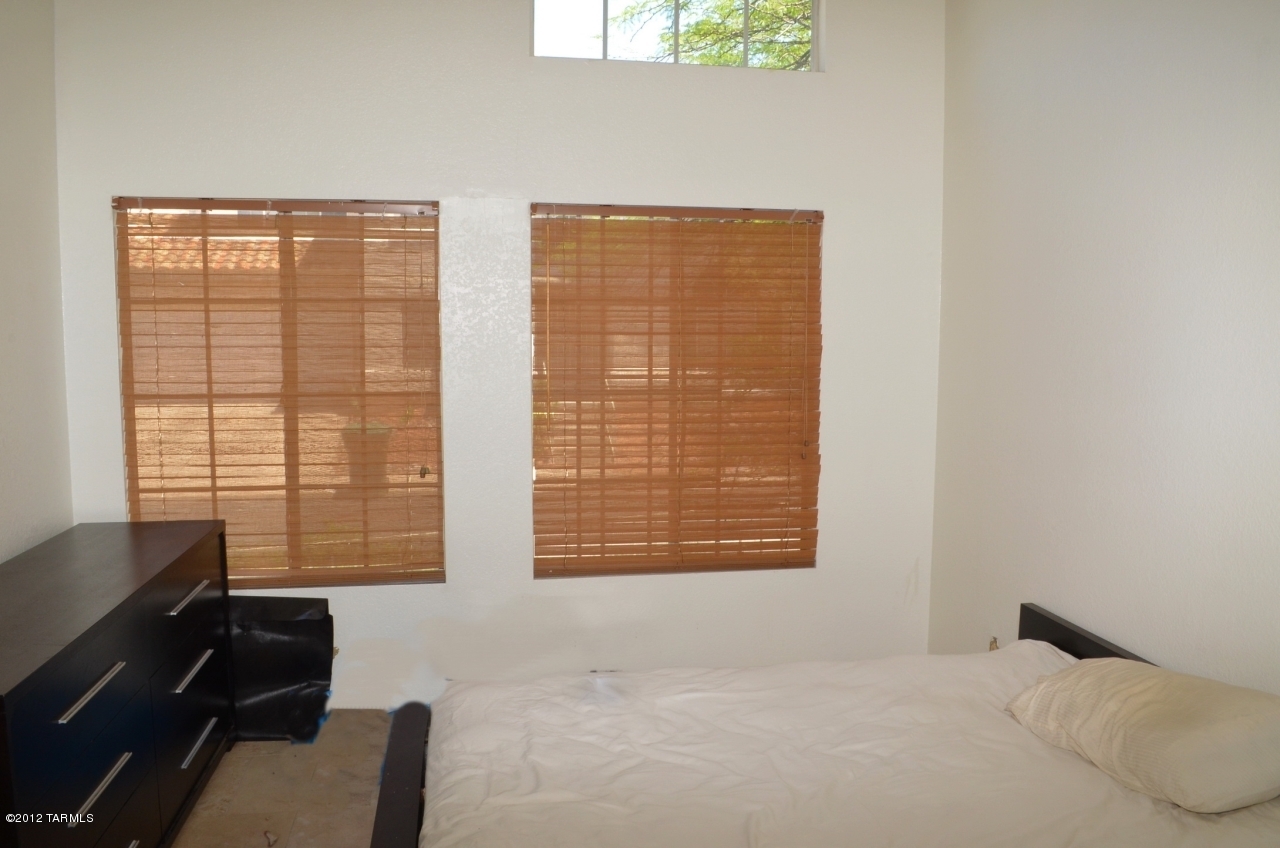 3741 W Redfield Lane