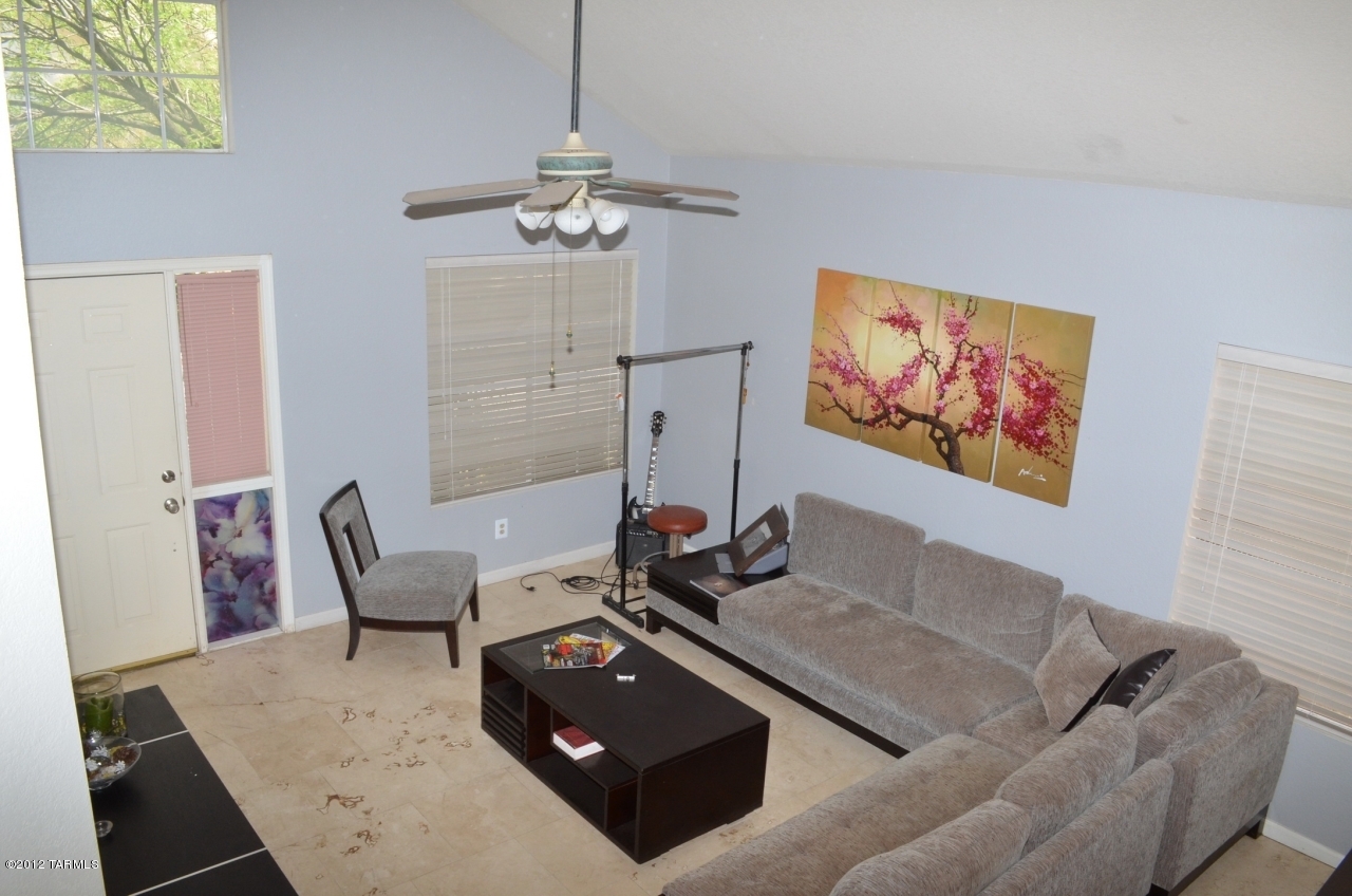 3741 W Redfield Lane