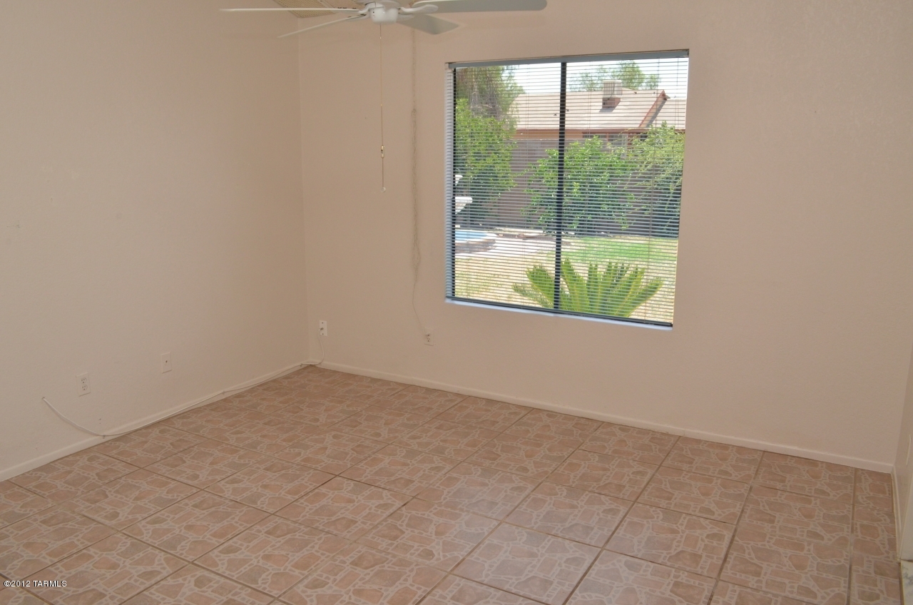 4801 W Waterbuck Drive